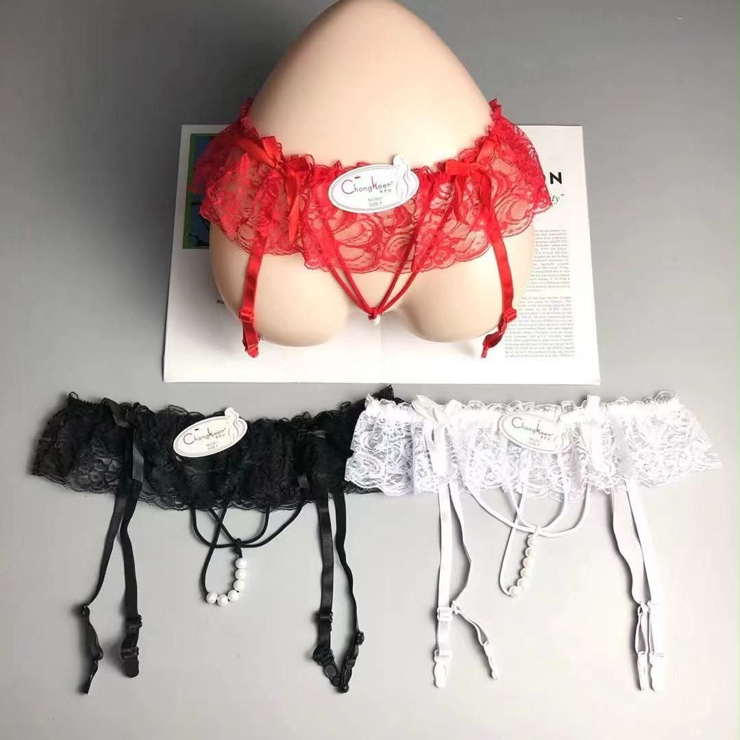String Porte-Jarretelles en Dentelle avec Détails Perles